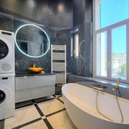 Luxury 2-floor Flat Minutes Walk To Croisette And Center * カンヌ