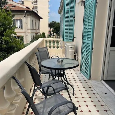 Luxury 2-floor Flat Minutes Walk To Croisette And Center