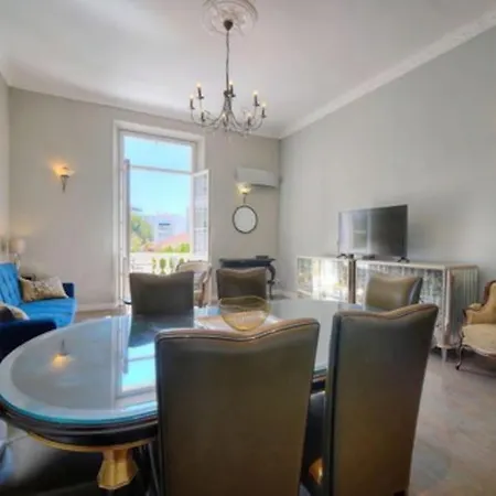 Luxury 2-floor Flat Minutes Walk To Croisette And Center アパート カンヌ