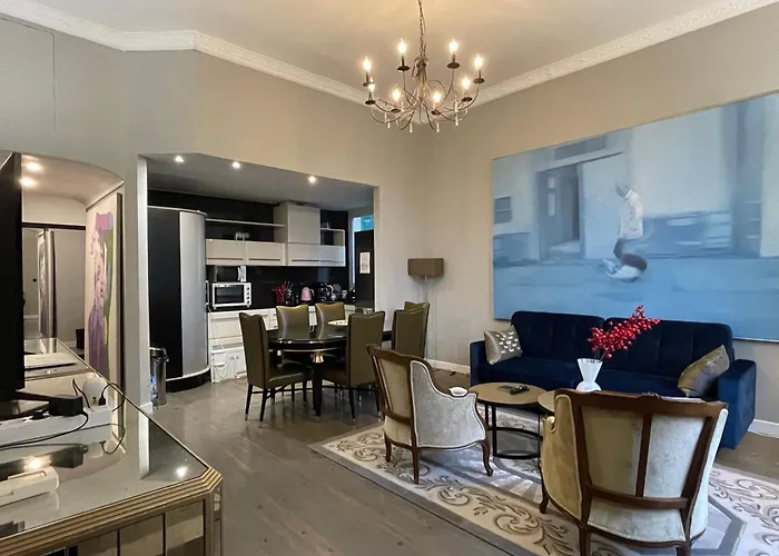 Luxury 2-floor Flat Minutes Walk To Croisette And Center *